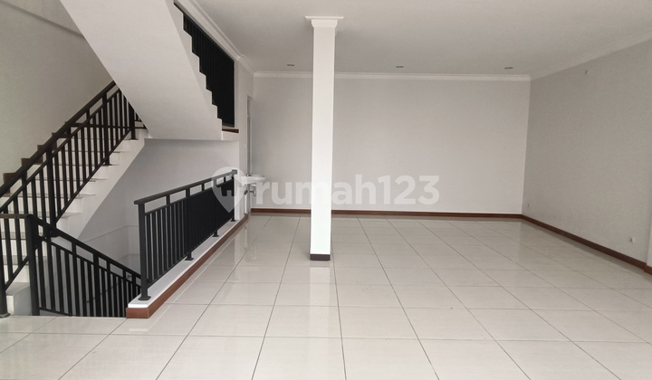 Ready-to-Use Shop House Near Famous School in Tasikmalaya 2