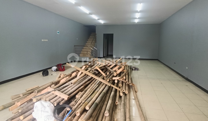 Ready-to-Use Shop House in Tasikmalaya City Commercial Area Ready-to-Use Shop House in Tasikmalaya City Commercial Area