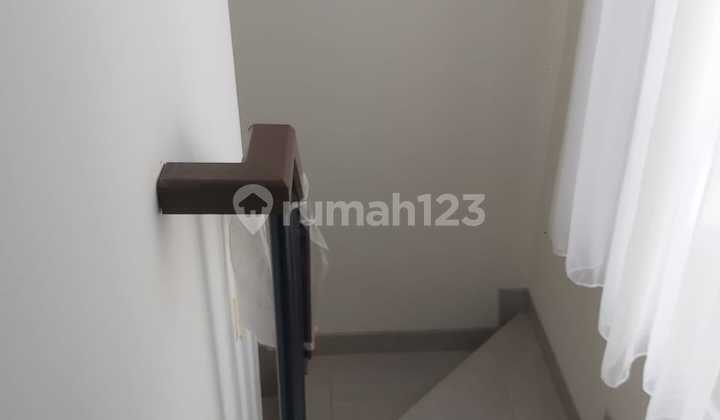 Rumah 2 Lantai di Cluster Bischofia Citra Garden Bintaro Dm-17276 2