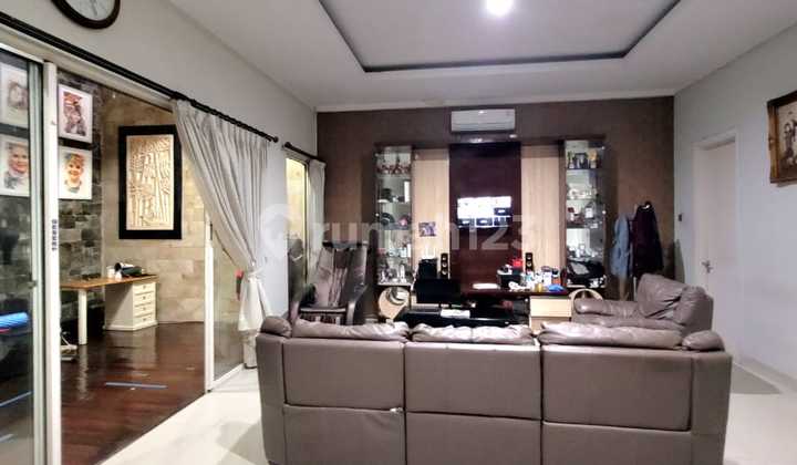 Hot Sale 2-Story House in an Elite Cluster at Kebayoran Bintaro Gb-17479 2