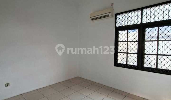 For Sale Negotiable 2-Story House Ready to Occupy in Sector 2 Bintaro Gb-17013 2