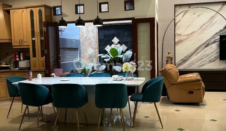 Rumah Mewah Harga Lebih Murah di Cluster Senayan Bintaro Jaya Ut-16274