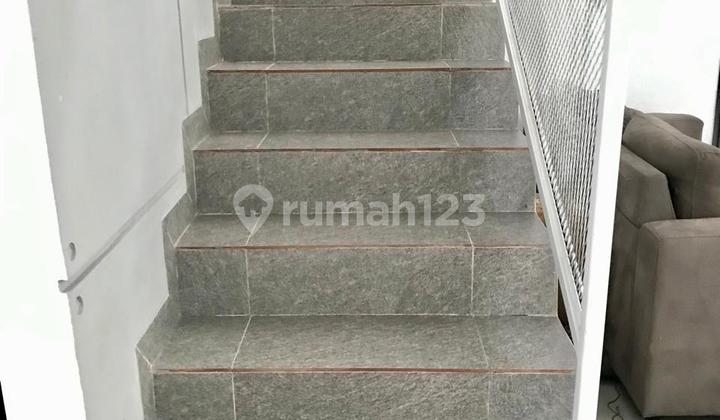 Rumah Siap Huni Dijual Cepat 2 Lantai di Permata Adora Bintaro Wt-17796 2