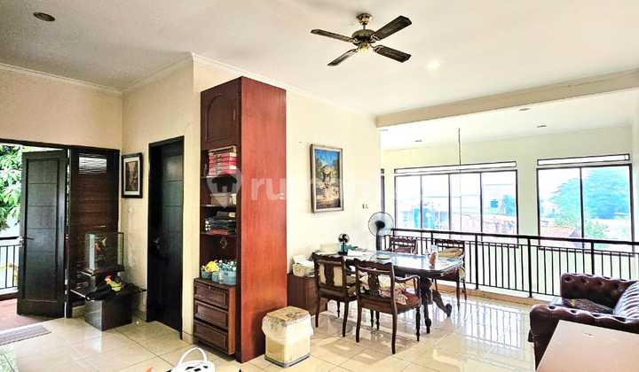 Rumah Dg Tanah Luas Siap Huni Area Strategis di Sektor 2 Bintaro Lr-16471 2