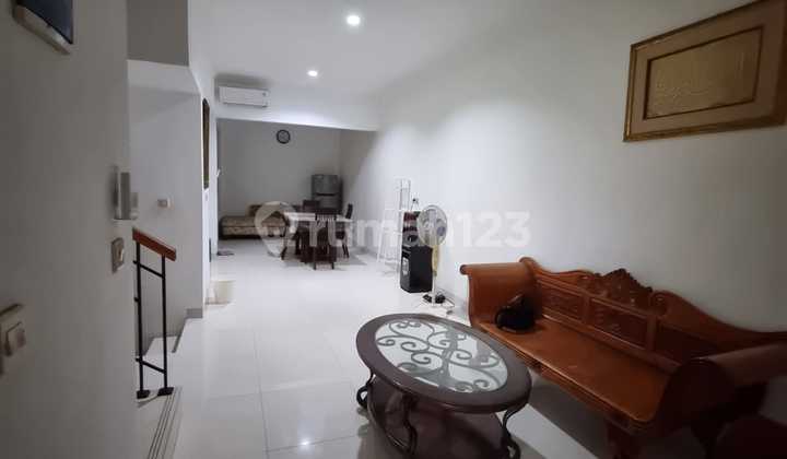Rumah 2 Lantai di Grand Tantram Townhouse BSD Area Wm-16065