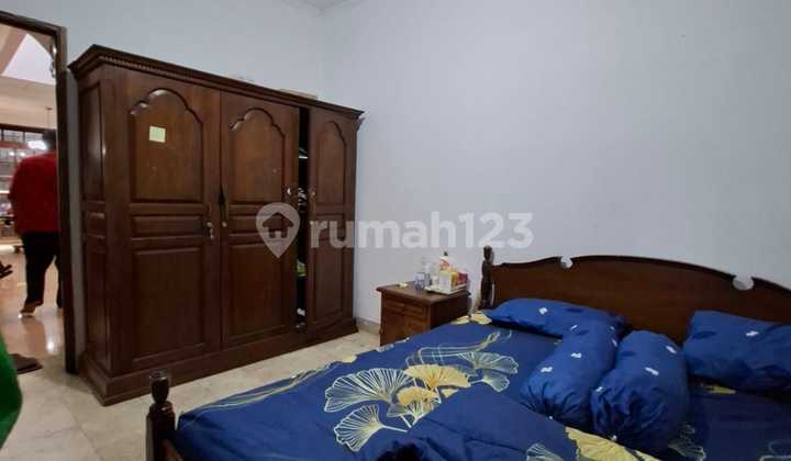 Rumah Desain Menarik Halaman Super Luas Area Bintaro Sektor 1 AM-17305 2