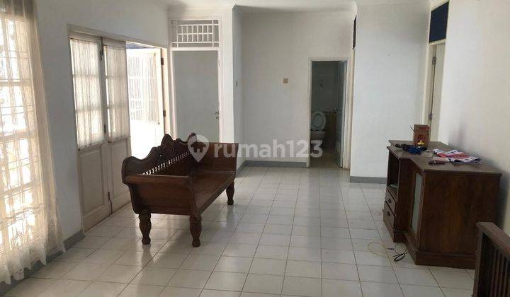 Disewakan Rumah Sederhana Murah di Sektor 9 Bintaro Jaya TK-16548 2
