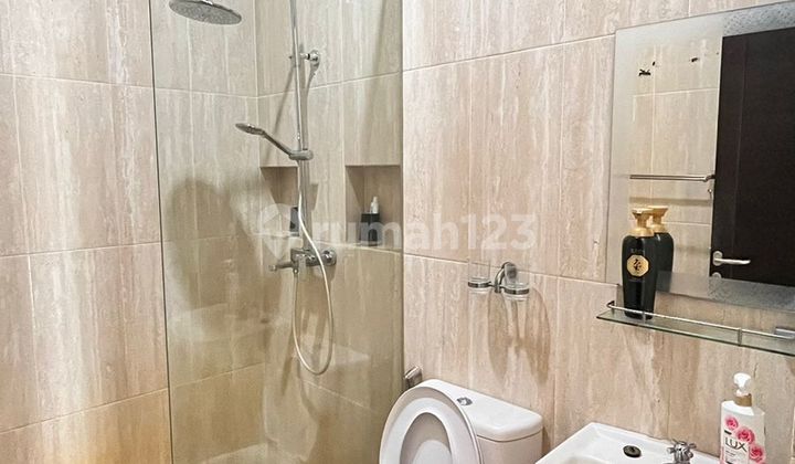 Hunian Tenang dengan Lahan Luas di Pondok Ranji Bintaro At-17868 2