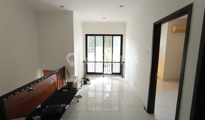 Rumah Homey 2 Lantai Dijual Segera di Discovery Bintaro Sektor 9 Ut-16982 2