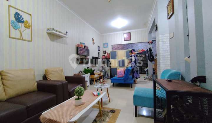 2-Story House with Mini Garden Inside a Cluster in Sawah Baru Ciputat Gb-17268 2