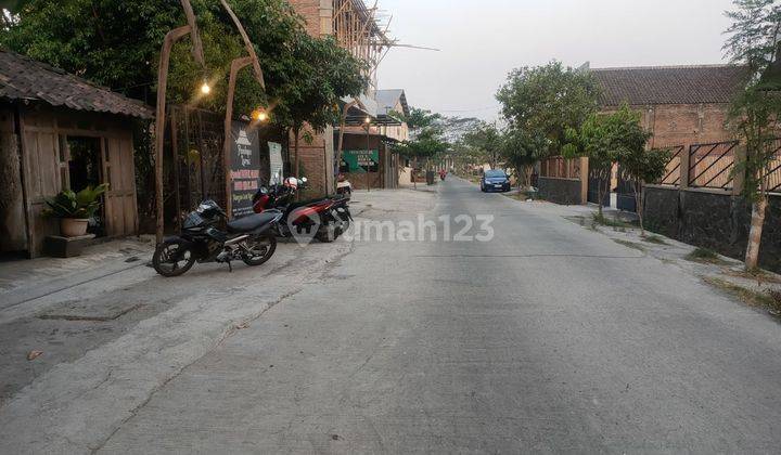 Ruang Usaha Kuliner Nuansa Etnik Joglo di Ngemplak Boyolali  2