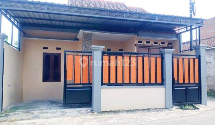 Rumah + Ruang Usaha Baru Bagus SHM di Ngemplak Boyolali 1