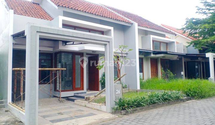 Rumah Cluster Bagus SHM Dekat Kampus di Colomadu Karanganyar 2