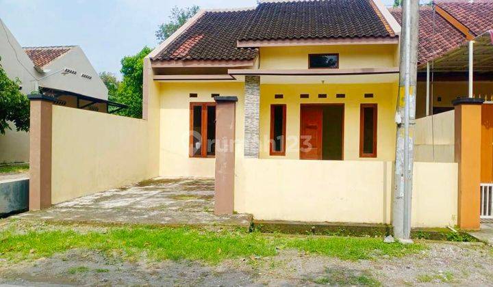 Rumah Baru Bagus SHM Siap Huni Murah di Ngemplak Boyolali 1