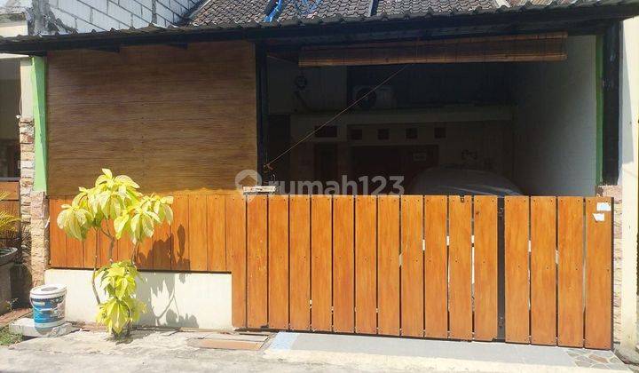 Rumah Bagus Siap Huni Dekat Bandara Adi Soemarmo  1