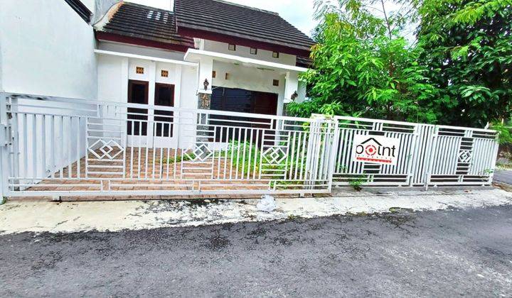 Rumah Cluster Lingkungan Perum Nyaman Dekat Kampus UNS  1