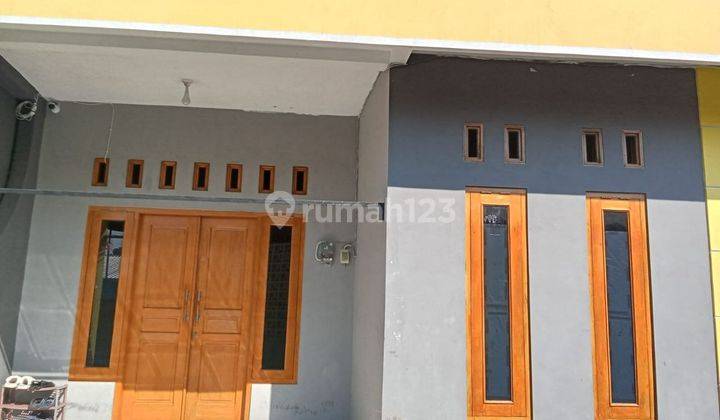 Rumah Second Ada Rooftop Dekat Kampus Uns Solo 2