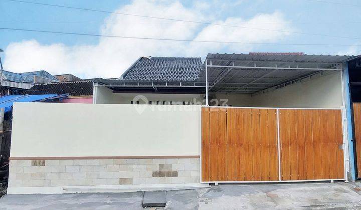 Rumah Progres Bangun Dekat Kampus Unisri 1