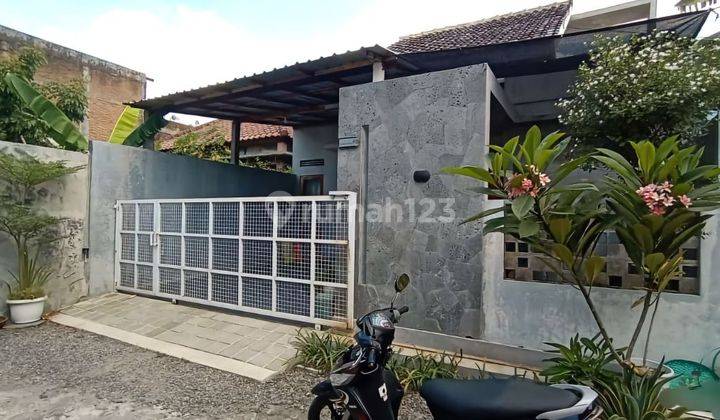 Rumah Cantik Siap Huni di Lingkungan Cluster 1