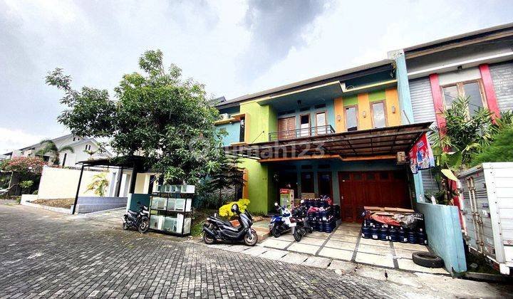 Rumah Mewah di Perumahan Cluster Elite Dekat Manahan  1