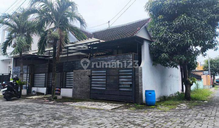 Rumah Nyaman Siap Huni di Perumahan Dekat Pintu Tol Ngemplak 1