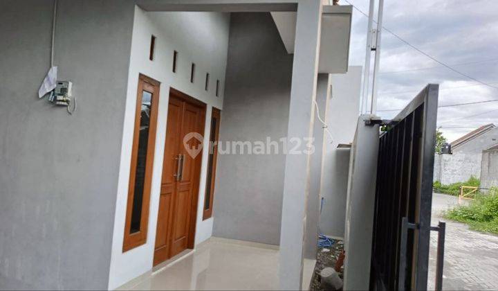 Rumah Baru Siap Huni Lokasi Strategis dan Nyaman di Kartasura 2