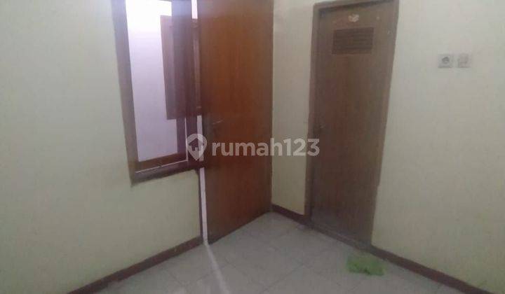 Rumah Kost di Jalan Peta Dekat Grand Pasundan - Kondisi Full Huni & Lokasi Strategis Akses Jalan Bagus - Turun Harga Jual Cepat (Good Invest) 2