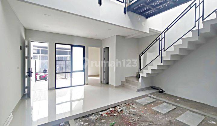 Taman Holis Indah - Bangunan Baru Minimalis Modern Siap Huni - Taman Depan & Belakang - Turun Harga Jual Cepat (Good Invest) 1