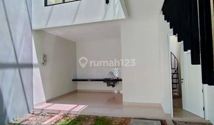 Taman Holis Indah - Bangunan Baru Minimalis Modern Siap Huni - Taman Depan & Belakang - Turun Harga Jual Cepat (Good Invest) 2