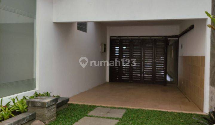 Setra Indah - Bangunan Bagus Hommy Siap Huni - Halaman Depan Belakang Full Canopy  - Turun Harga Jual Cepat (Good Invest) 2