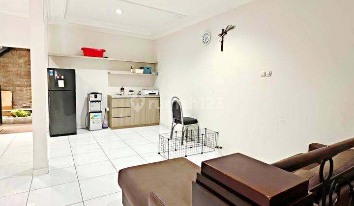 Setraduta Residence - Bangunan Bagus Semi Furnished Siap Huni - Cocok Untuk Tinggal / Kantor 2