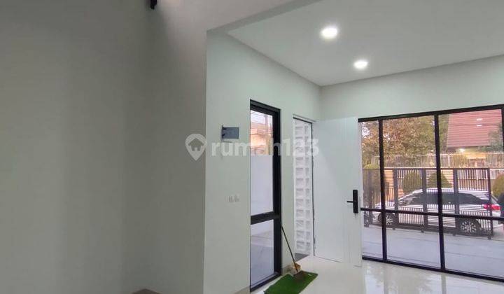 Taman Holis Indah - Bangunan Baru Minimalis Modern Siap Huni - Turun Harga Jual Cepat ( Harga Nego ) 2