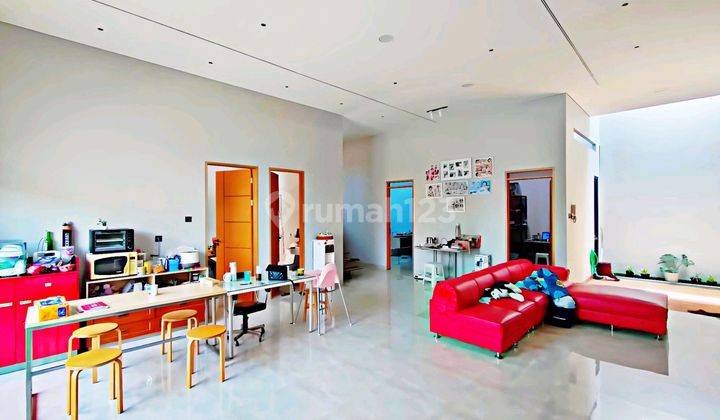Taman Holis Indah - Bangunan Minimalis Modern Siap Huni - Turun Harga Jual Cepat ( Harga Nego ) 1