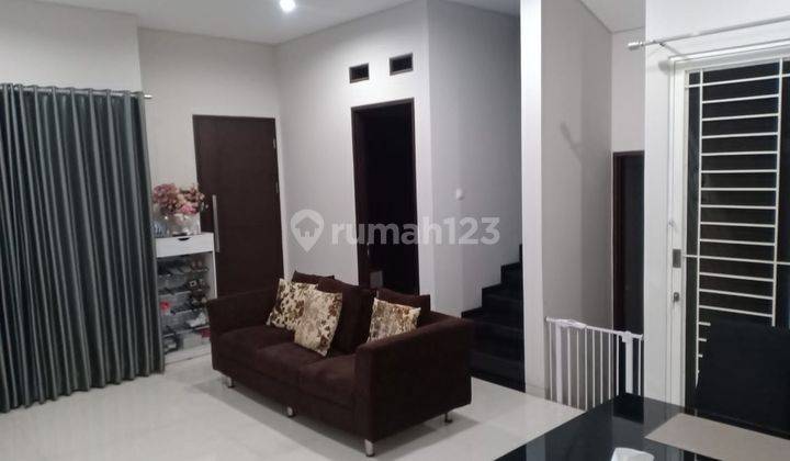 Cluster One Gate Setra Permai Sayap Setraduta Hanya Ada 7 Unit Rumah - Full Furnished Hommy Siap Huni ( Harga Nego ) 2