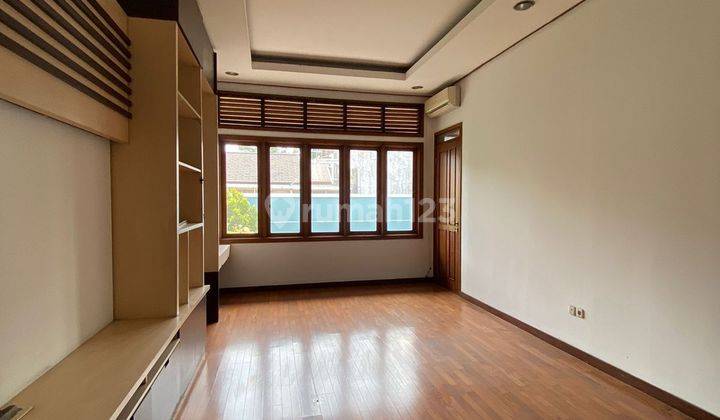 Perumahan Batununggal - Bangunan Bagus Taman Depan & Belakang Siap Huni (unfurnished) 2