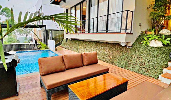 Dago Village At Dago Pakar - Bangunan Minimalis Modern Full Furnished Hommy Dengan Swimpool Siap Huni - Turun Harga Jual Cepat ( Harga Nego ) 1