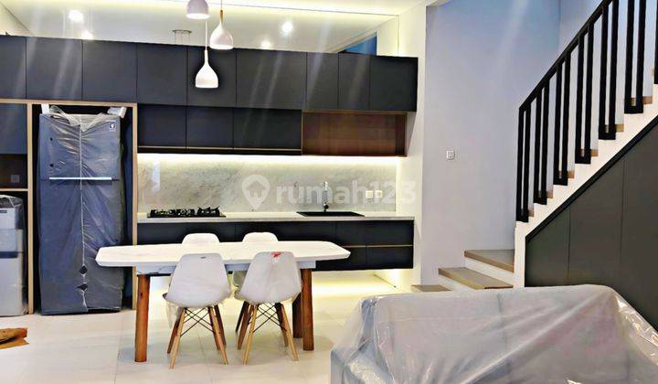 Setraduta Residence - Bangunan Baru Minimalis Modern Siap Huni - Turun Harga Jual Cepat (good Invest) 1