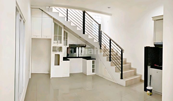 Hunian Minimalis Homy Siap Huni di Perumahan Arcamanik Kota Bandung ( Harga Nego )