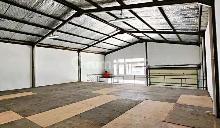 Gudang Mezanine di Bizpark Kopo - Strategis Dekat Akses Tol Kopo ( Harga Nego )