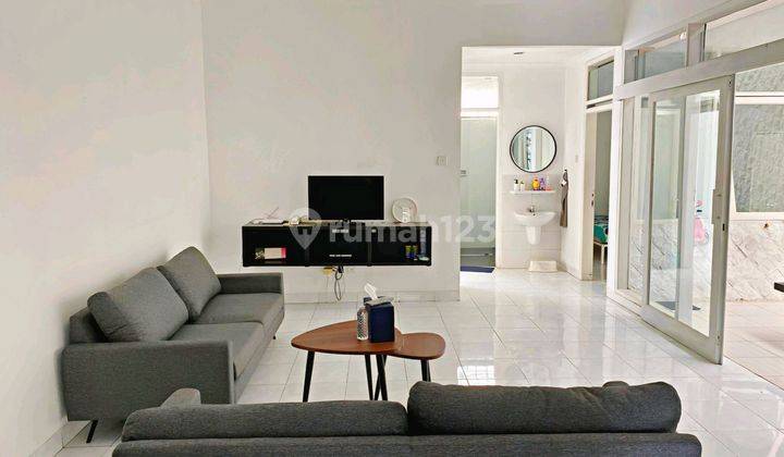 Perumahan Singgasana Pradana Bandung - Bangunan Minimalis Full Furnished Siap Huni  1
