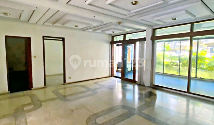 Investasi Langka! Rumah Hitung Tanah di Setrasari Bandung ( Harga Nego )