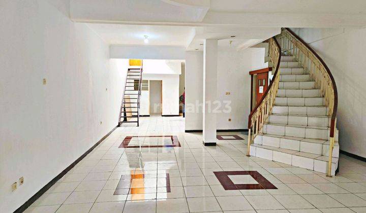 Perumahan Pasirluyu Regol Bandung - Ruangan Blong Cocok Untuk Kantor & Tinggal 1
