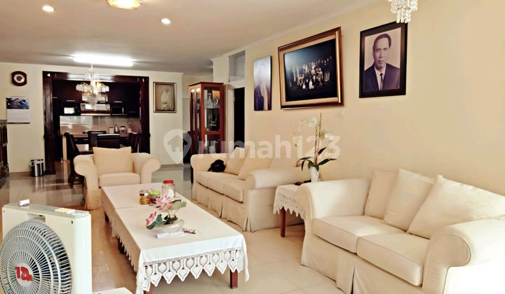 Hunian Eksklusif di Kawasan Prestisius Setrasari Bandung ( Harga Nego ) Hunian Eksklusif di Kawasan Prestisius Setrasari Bandung ( Harga Nego )