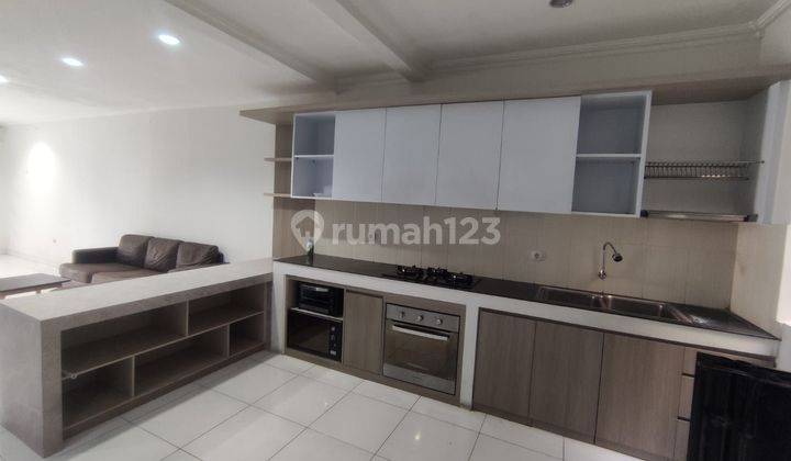 Setraduta Residence - Bangunan Bagus Semi Furnished Siap Huni 2