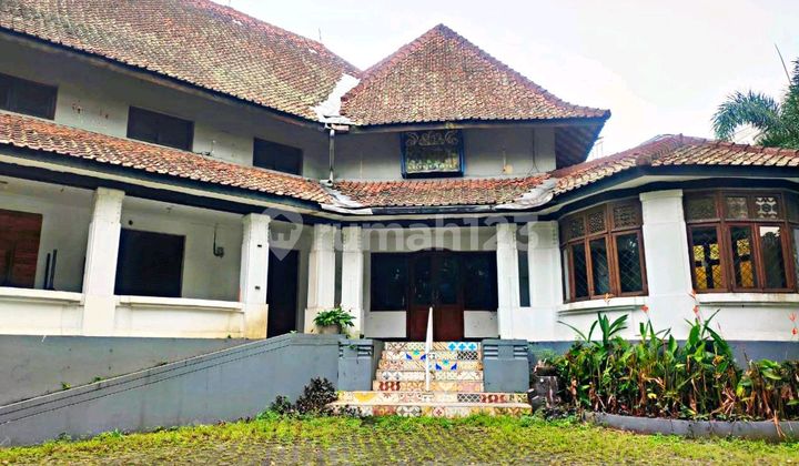 Rumah Usaha Heritage Tipe C Sayap Dago Riau - Strategis Tengah Kota ( Harga Nego )