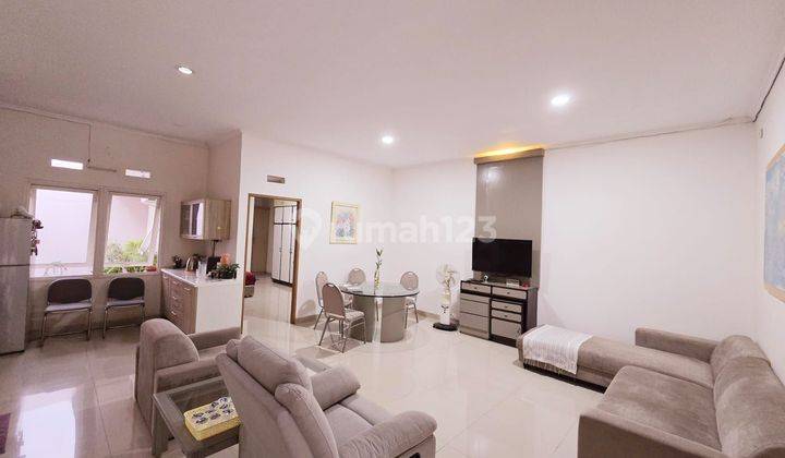 Perumahan Batununggal - Bangunan Bagus Taman Depan & Belakang Siap Huni - Turun Harga Jual Cepat (full Furnished) 2