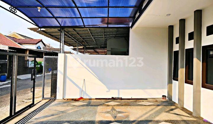 Newly Renovated Ready-to-Occupy House in Taman Kopo Indah 3 - Price Reduced for Quick Sale (Good Investment)