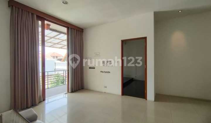 Perumahan Sayap Pasteur - Minimalis 2 Lantai Siap Huni - Cocok Untuk Kantor / Tinggal ( Harga Nego ) 2