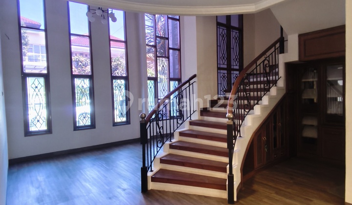 Batununggal Indah Housing - 2-Story Minimalist Design with Front and Back Gardens, Move-In Ready (Negotiable Price)