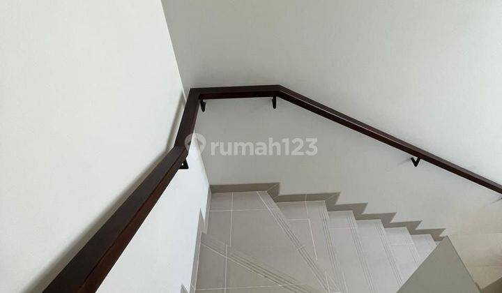 Summarecon Bandung Cluster Flora Premium Hook - Bangunan Baru Siap Huni - Turun Harga Jual Cepat ( Good Invest ) 2